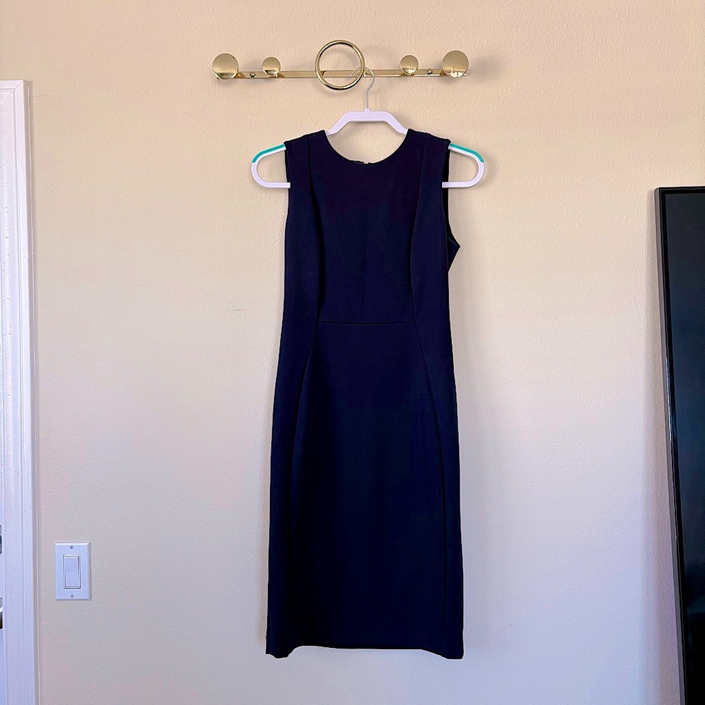 Elegant Black Sleeveless Dress